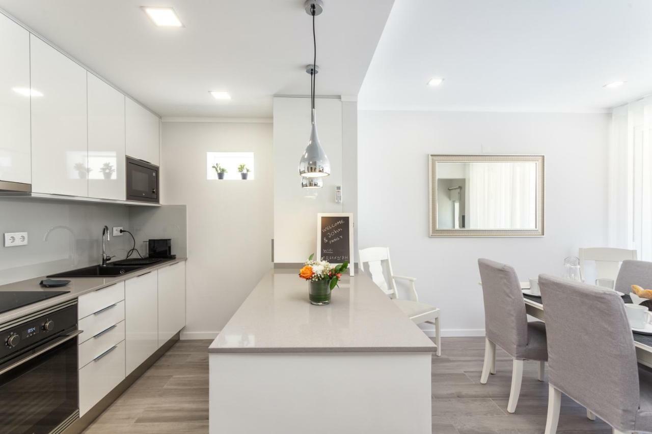 Luxury Beach Apartment At Armacao De Pera Exterior photo